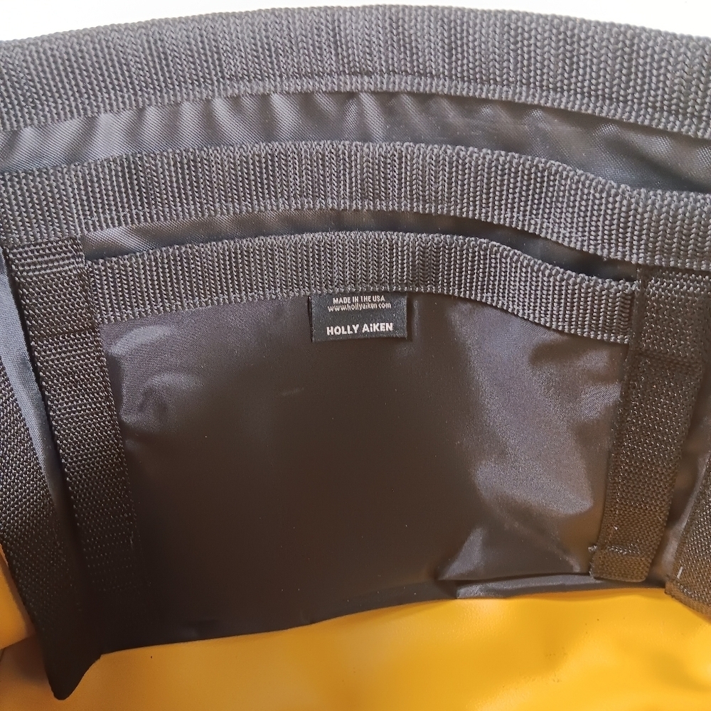 Holly Aiken Airborne Messenger Bag Gray Large Carryall Travel Diaper Vegan - Picture 12 of 15